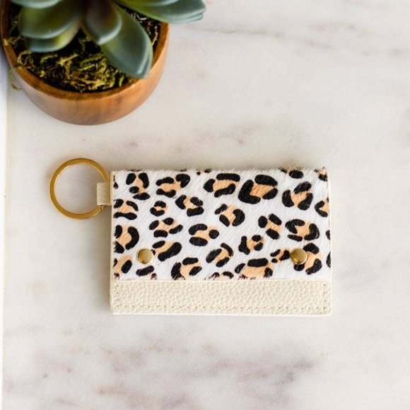 Accessories - White Leather Leopard Print Snap Cardholder